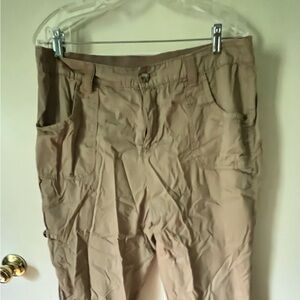 Womens tan capri pants size 14
